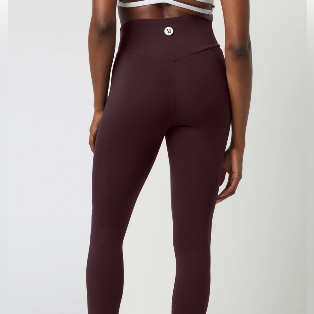 Vuori Women's Chilled Out Legging In Cerise Size: XXSmall